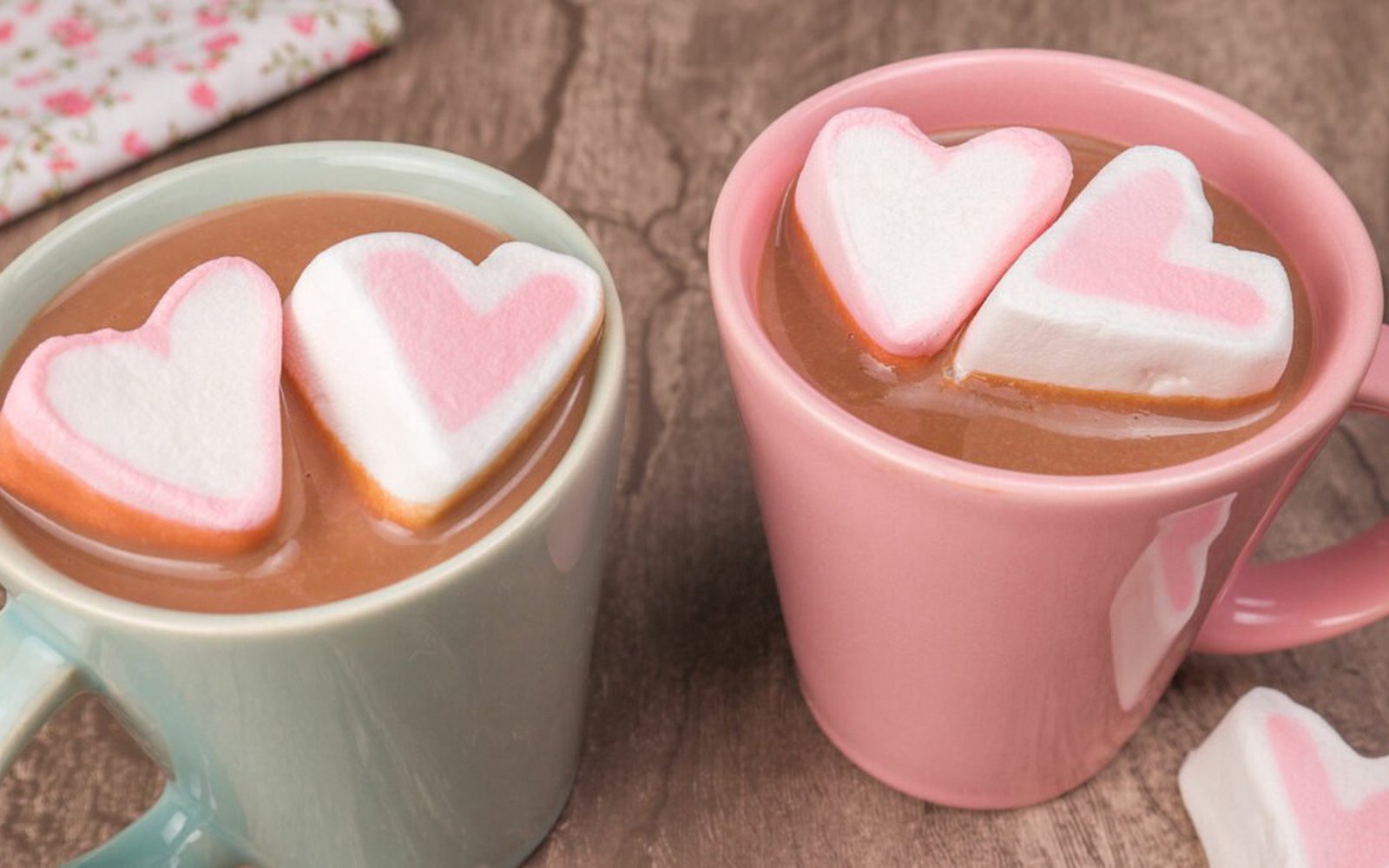 Chocolate Quente com Marshmallow
