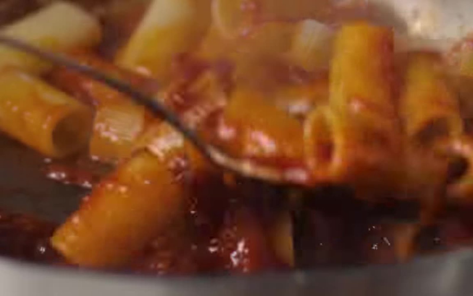 Receita de Macarrão Rigatoni All'arrabiata