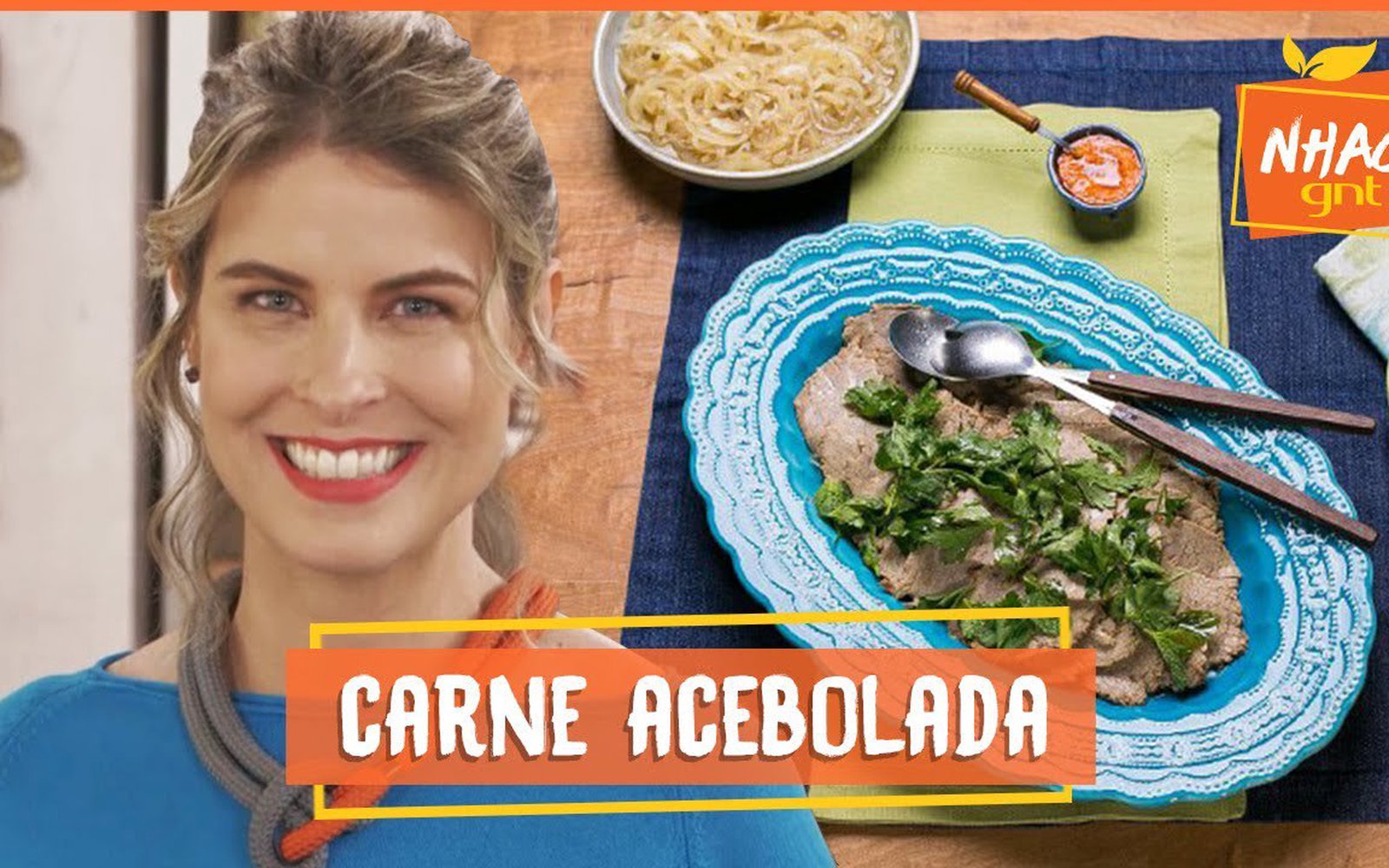 Carne acebolada na panela de pressão