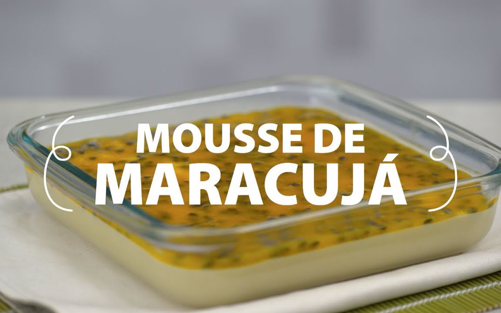 Mousse de Maracujá com Calda