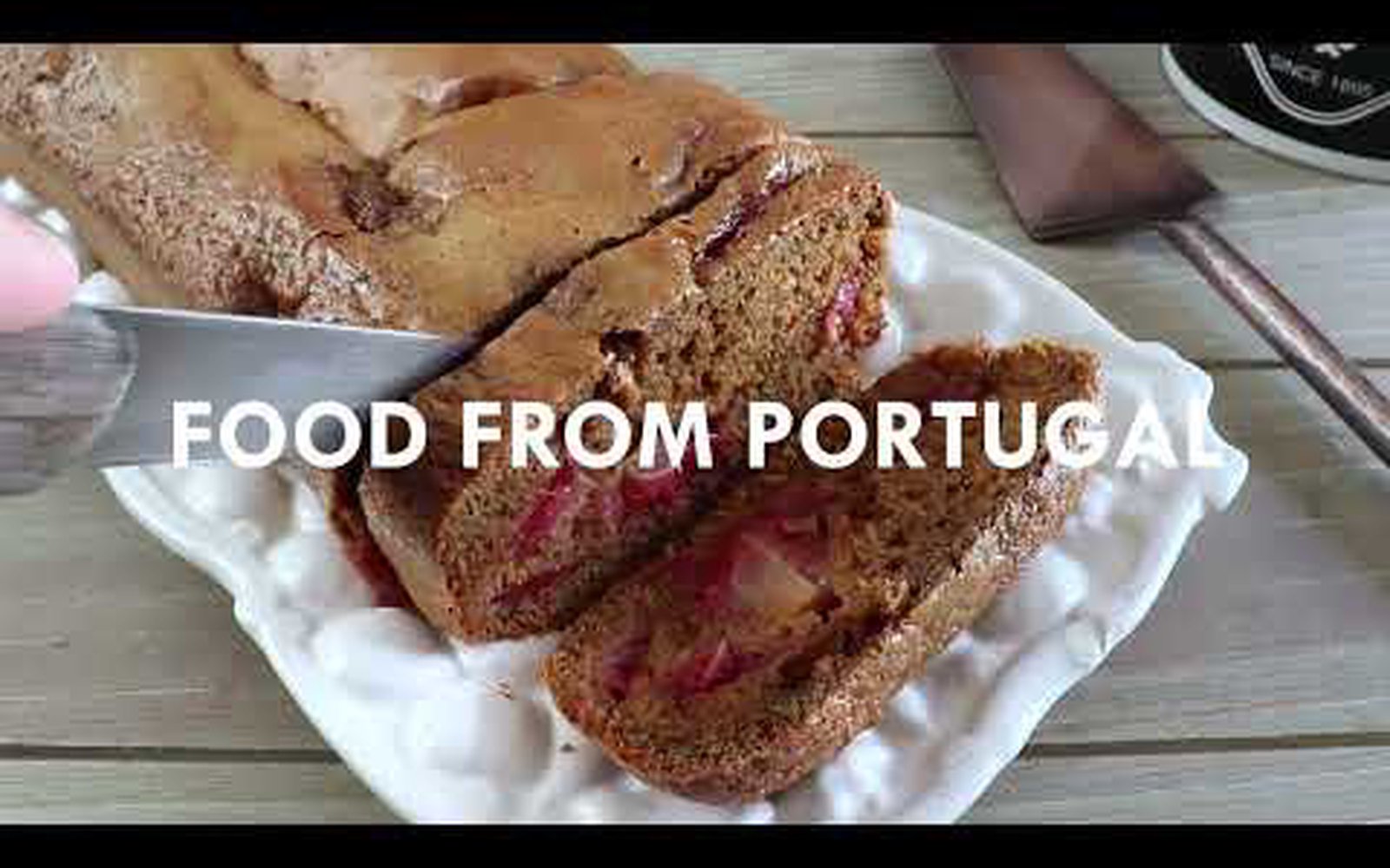 Bolo de Morango Simples