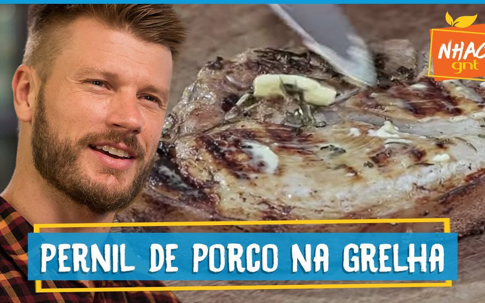 Pernil de porco suculento assado na grelha