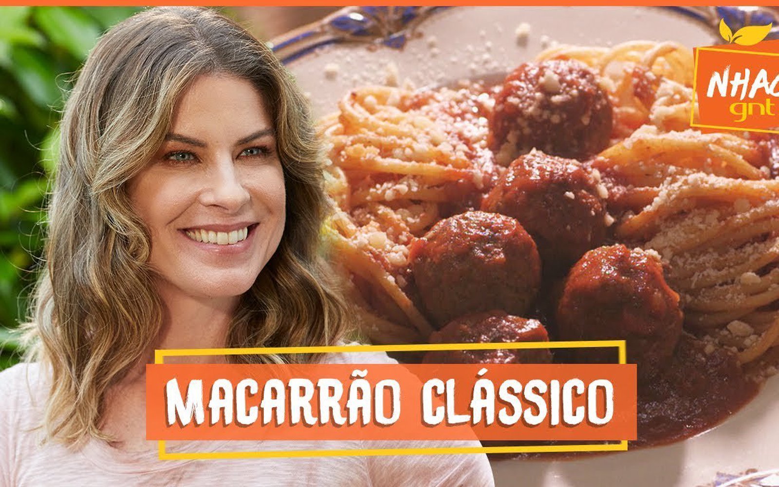 Espaguete com Almôndegas e Molho de Passata de Tomate