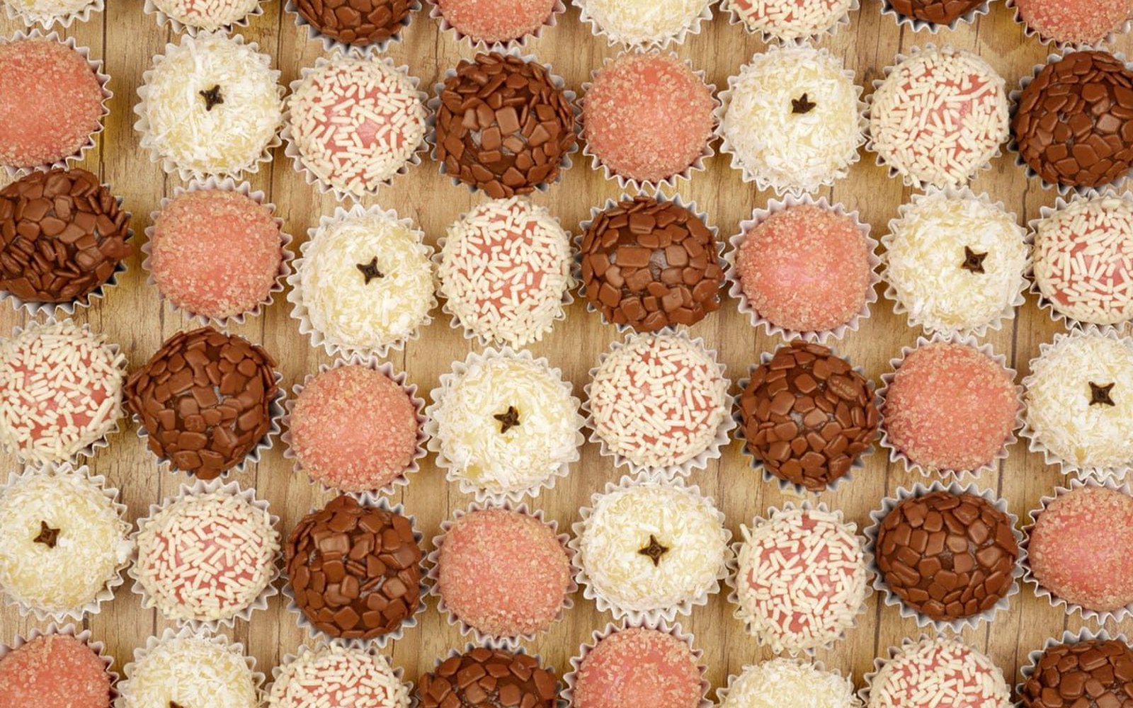 Brigadeiro, Beijinho e Bicho de Pé Gourmet