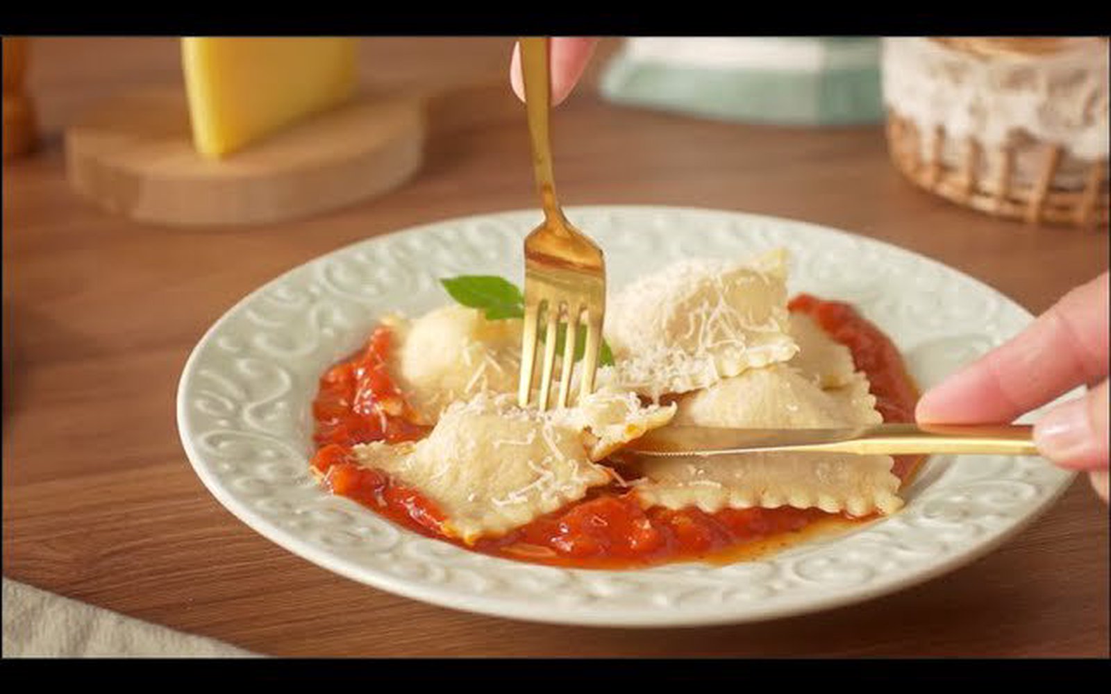 Ravioli de Queijo e Presunto