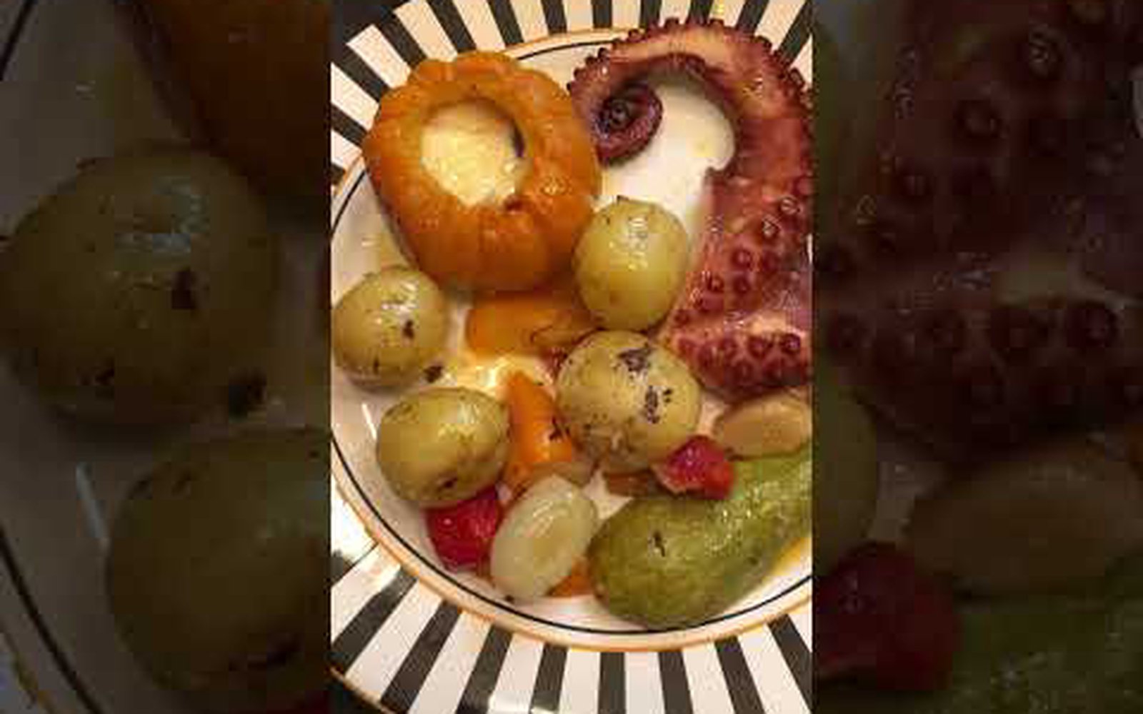 Polvo com Mini Legumes ao Forno