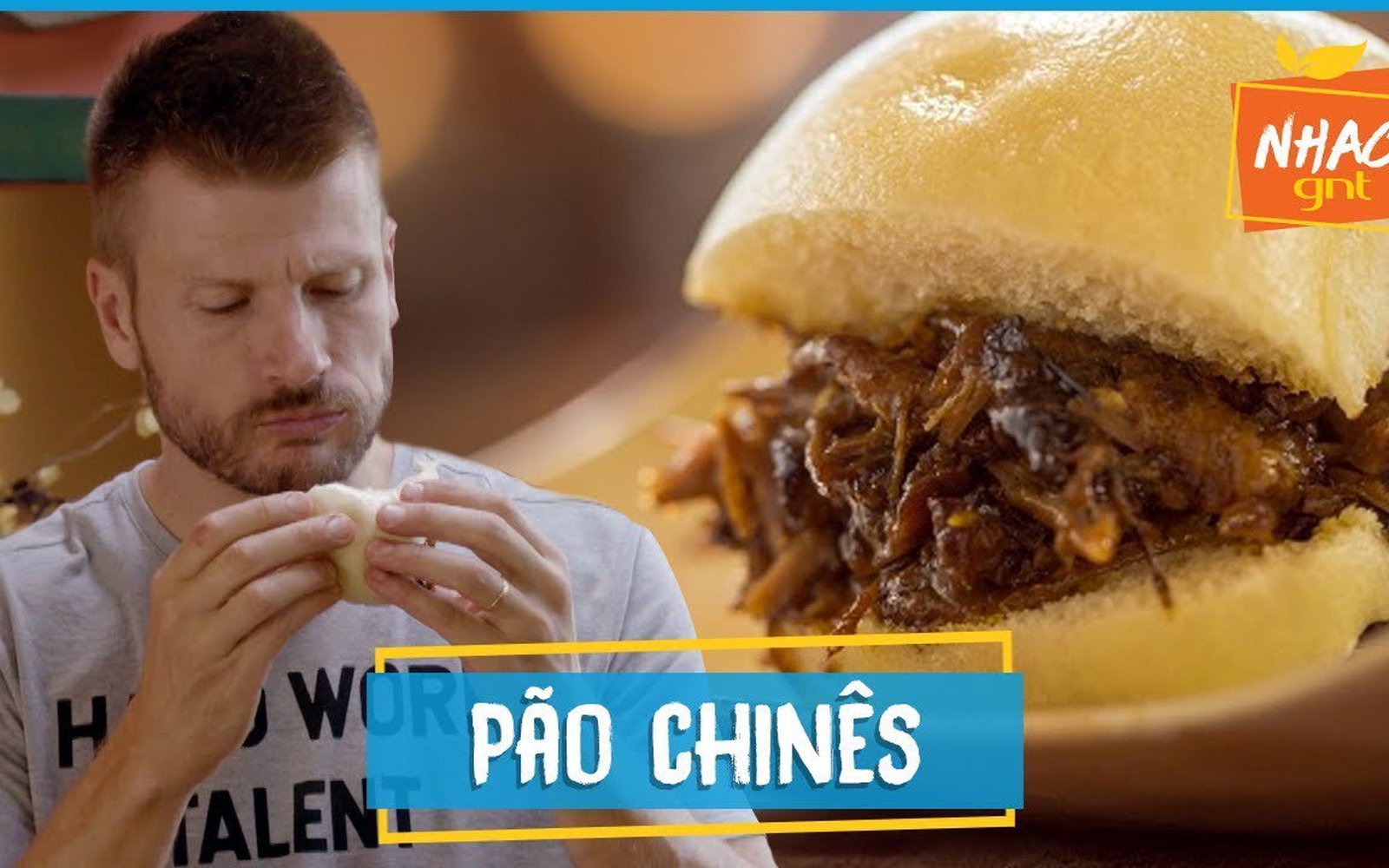 Bun: pão chinês no vapor recheado com pato desfiado