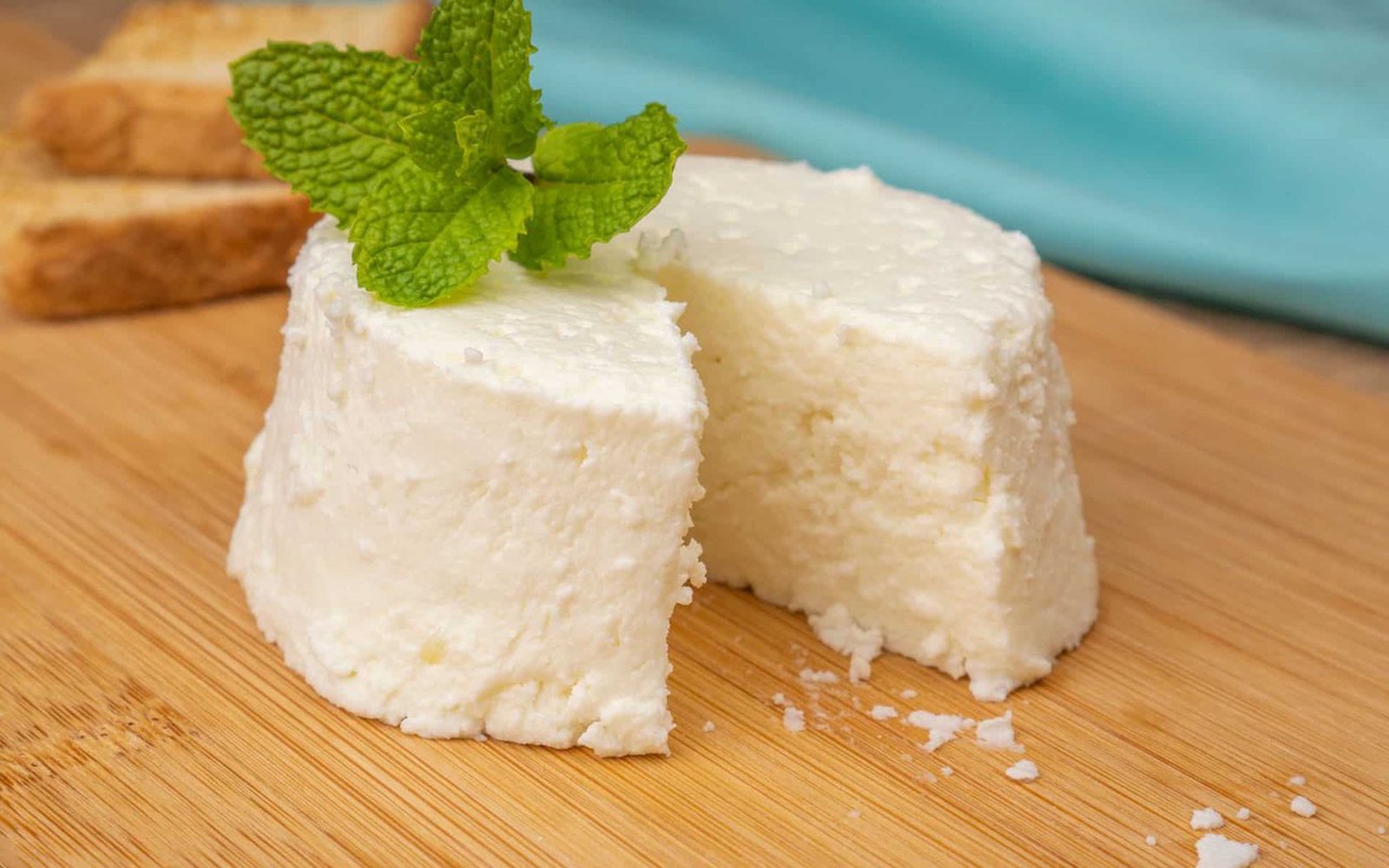 Ricota Caseira com apenas 3 ingredientes
