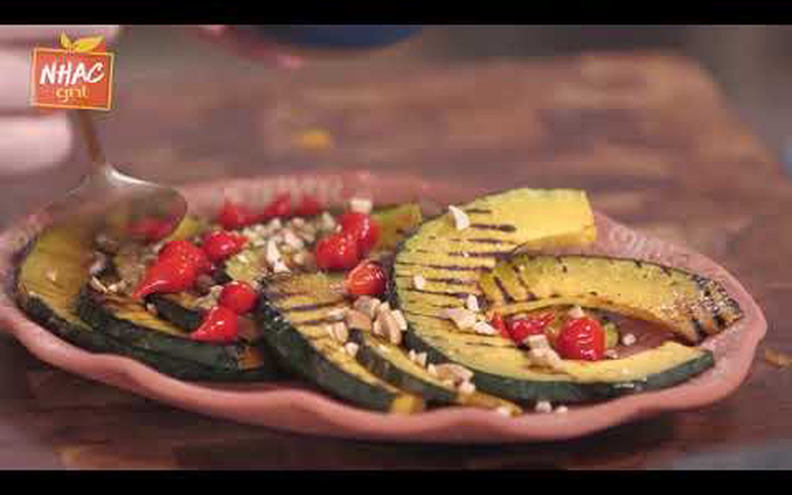 Abóbora Grelhada com Castanha-de-Caju e Pimenta Biquinho