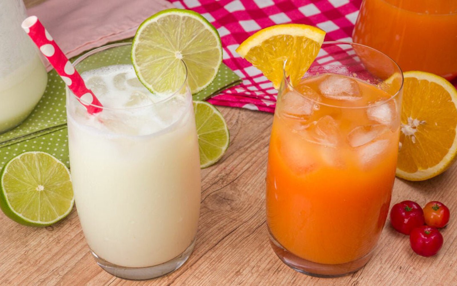 suco de Limonada Suíça e Laranja com Acerola