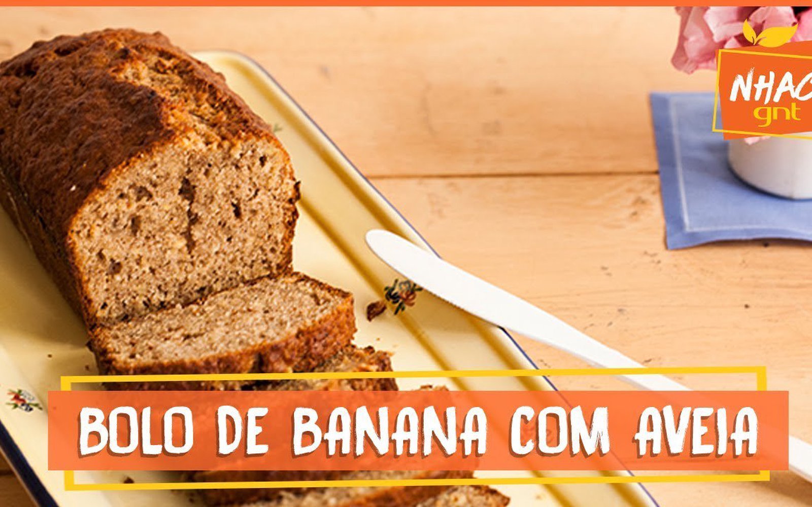 Bolo de banana com aveia
