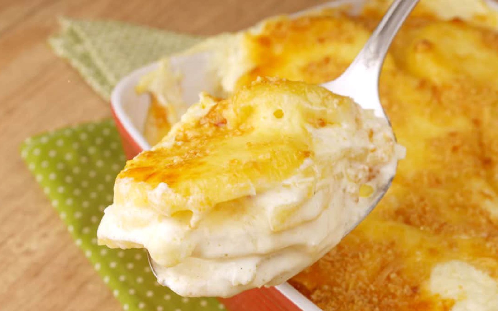 Batata Gratinada aos 3 Queijos