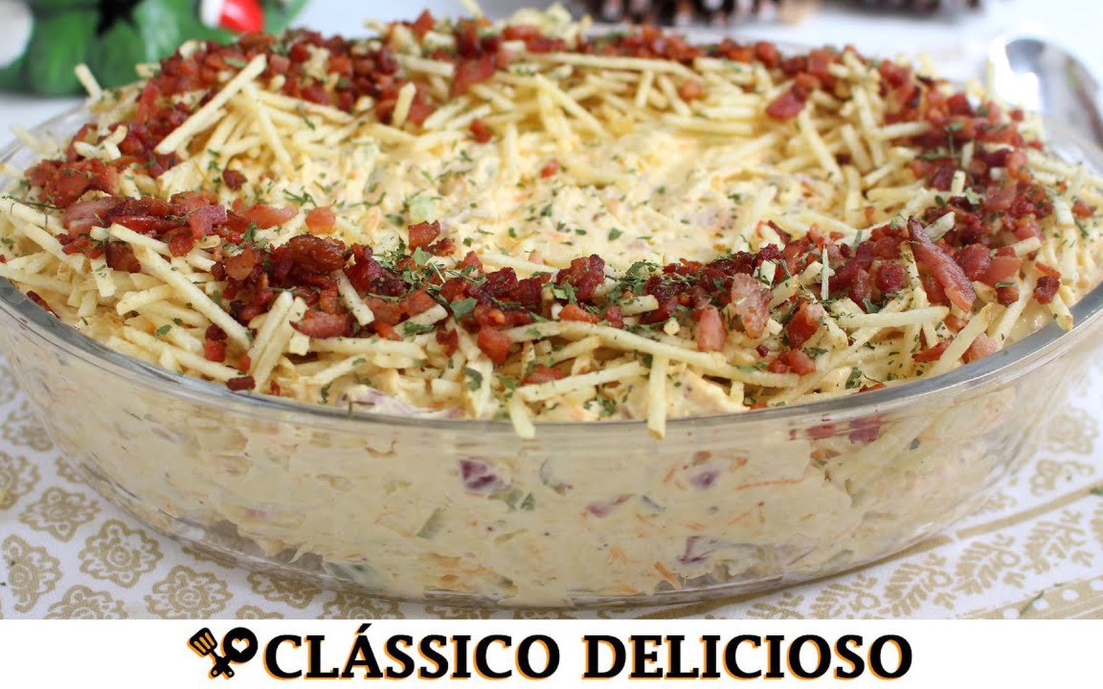Salpicão de Natal com crocante de bacon