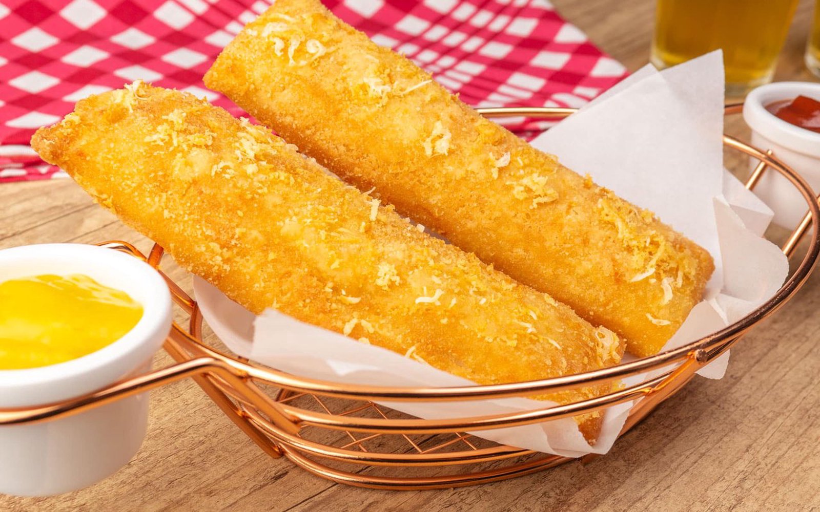 Cigarrete de Presunto e Queijo