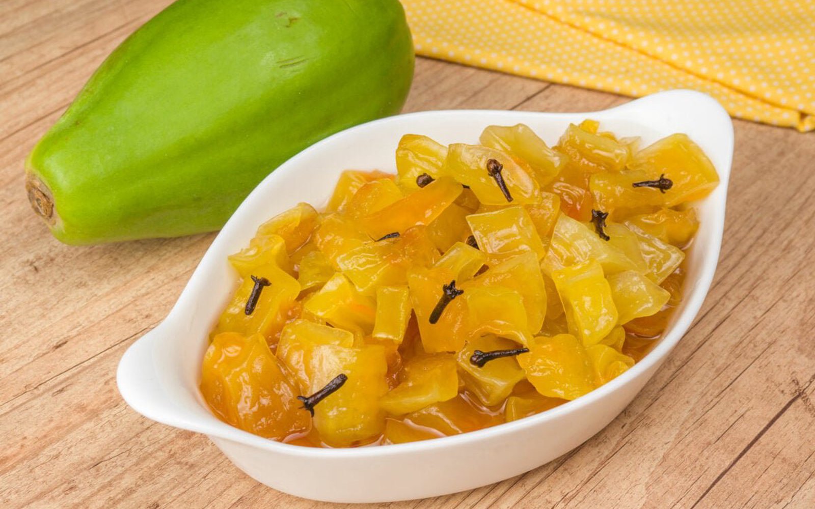 Doce de Mamão Verde em Calda