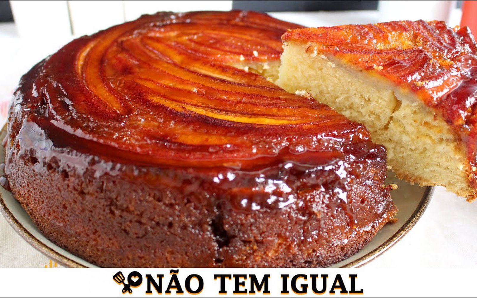 O Melhor Bolo de Banana Caramelizado