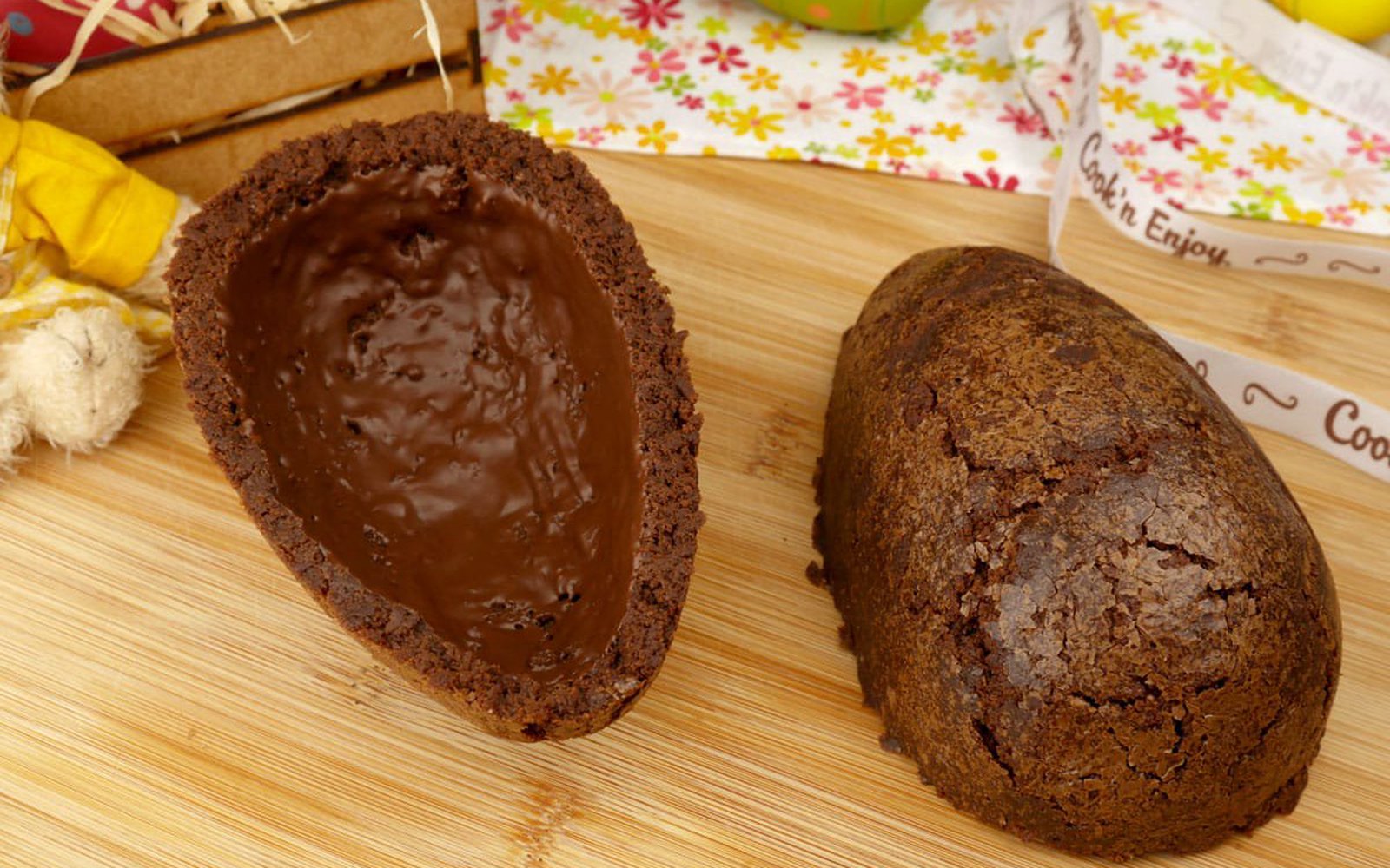 Ovo Brownie recheado e ovo casca de brownie - Receita 2 em 1 de Páscoa