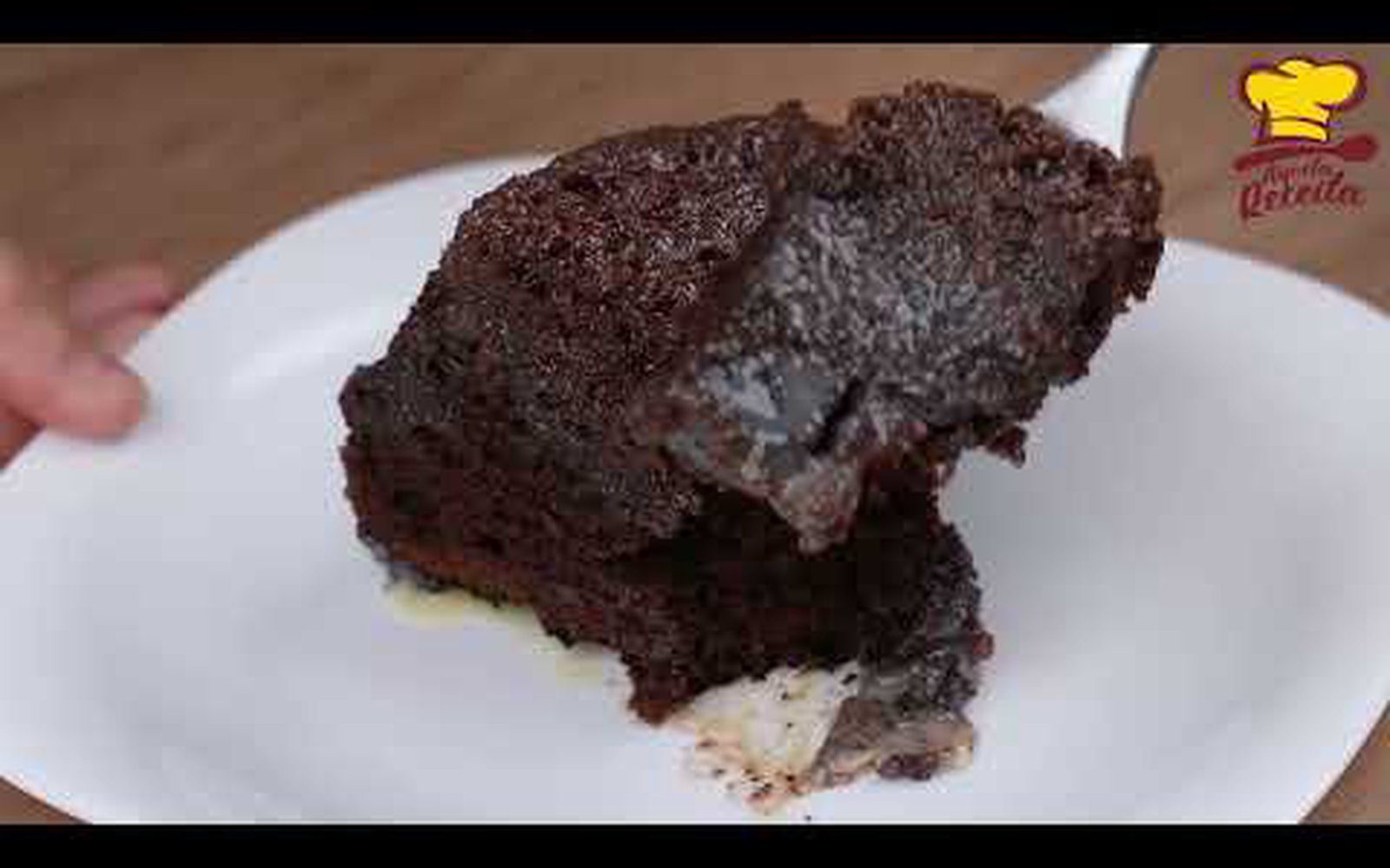 Bolo de Chocolate Molhadinho