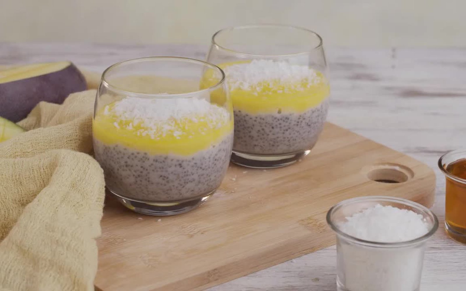Receita de Pudim de Chia com Purê de Manga