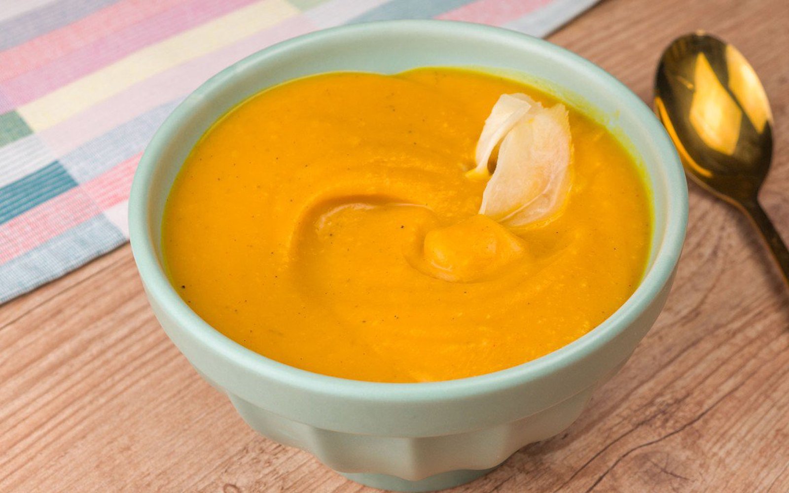 Sopa Creme de Abóbora com Gengibre