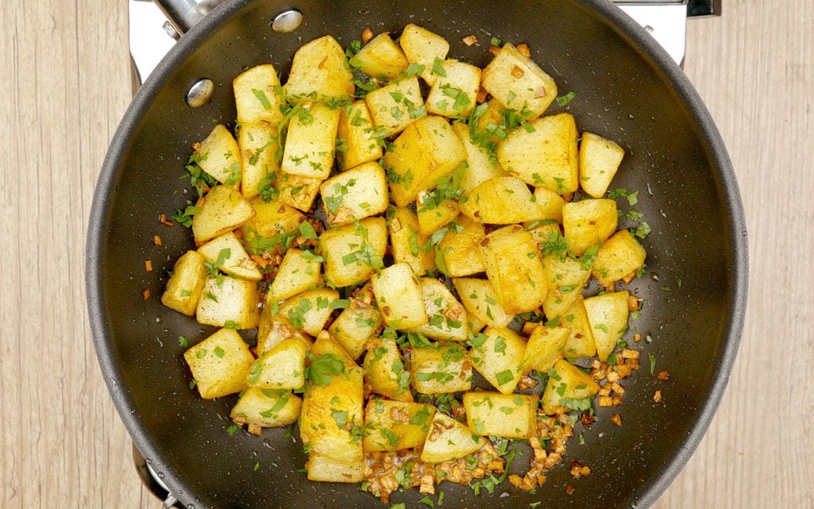 Batata Sauté crocante por fora e macia por dentro