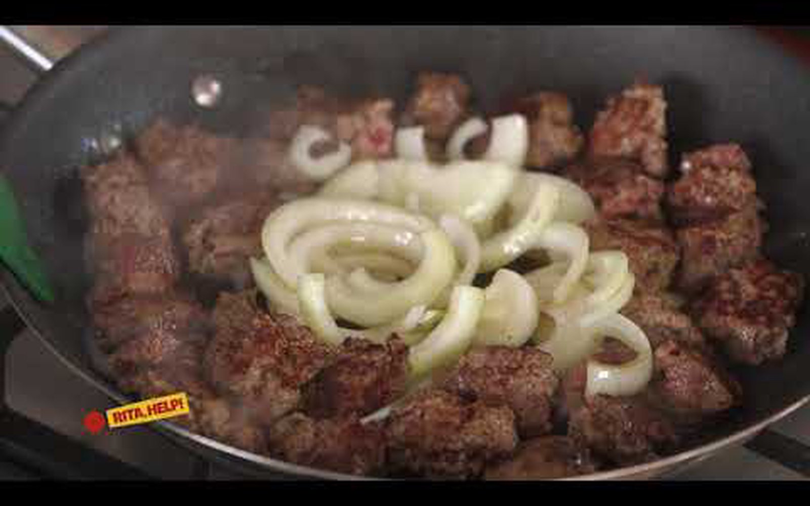 Carne moída com cebola e pimenta síria