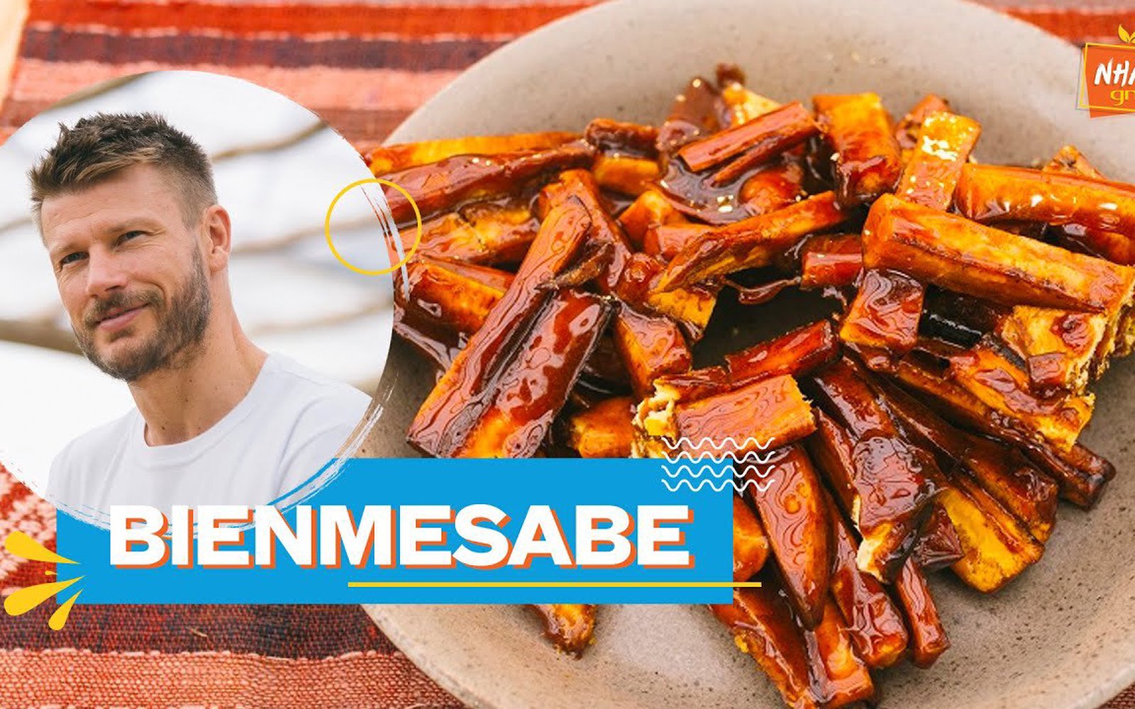 Bienmesabe (sobremesa de banana com calda de rapadura)