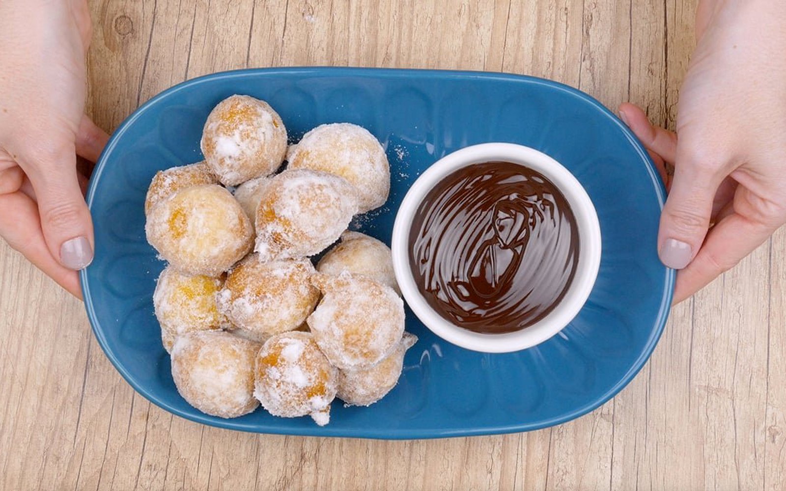 Bolinho de Chuva de Cenoura