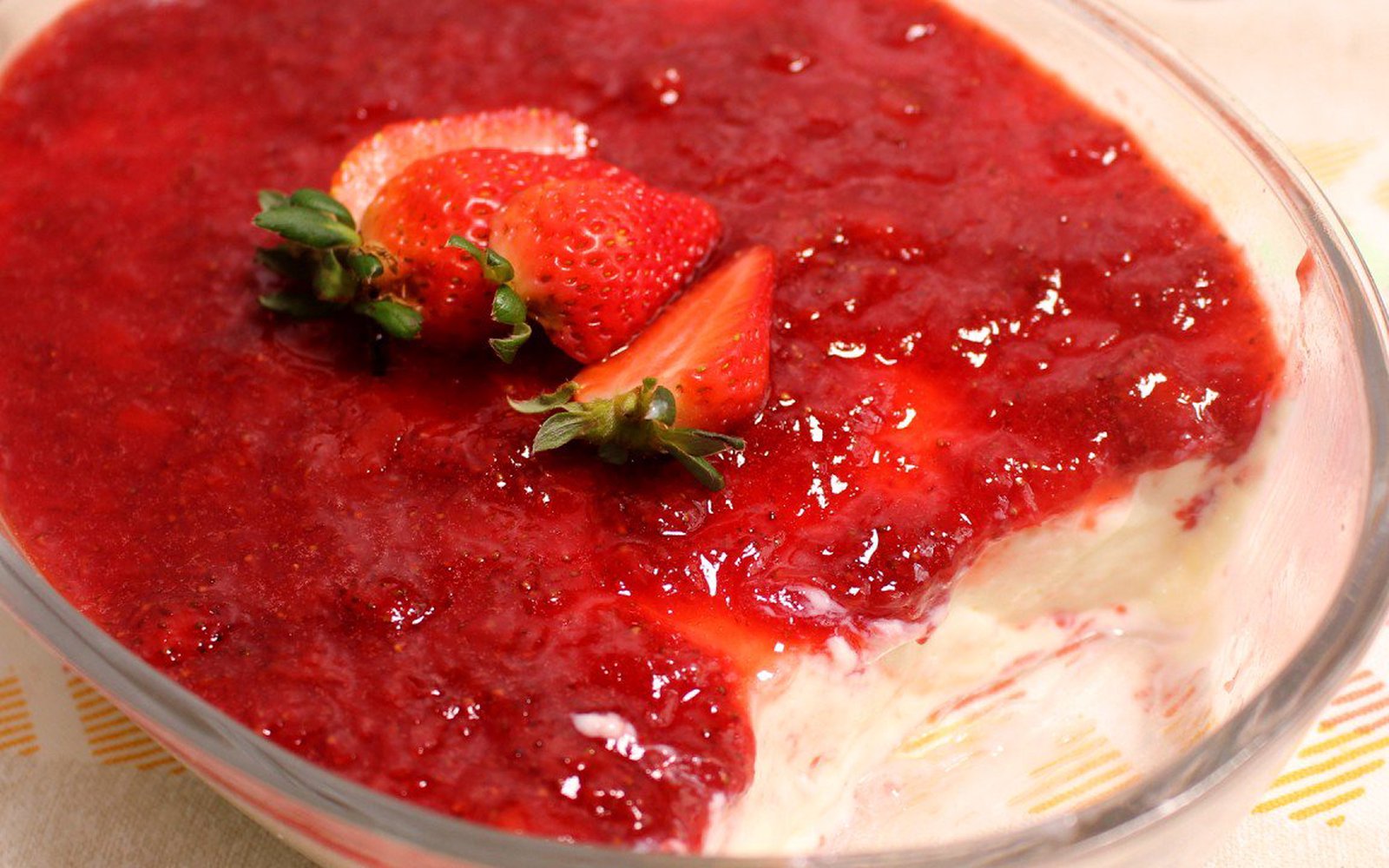 Mousse de Leite em Pó com Morango
