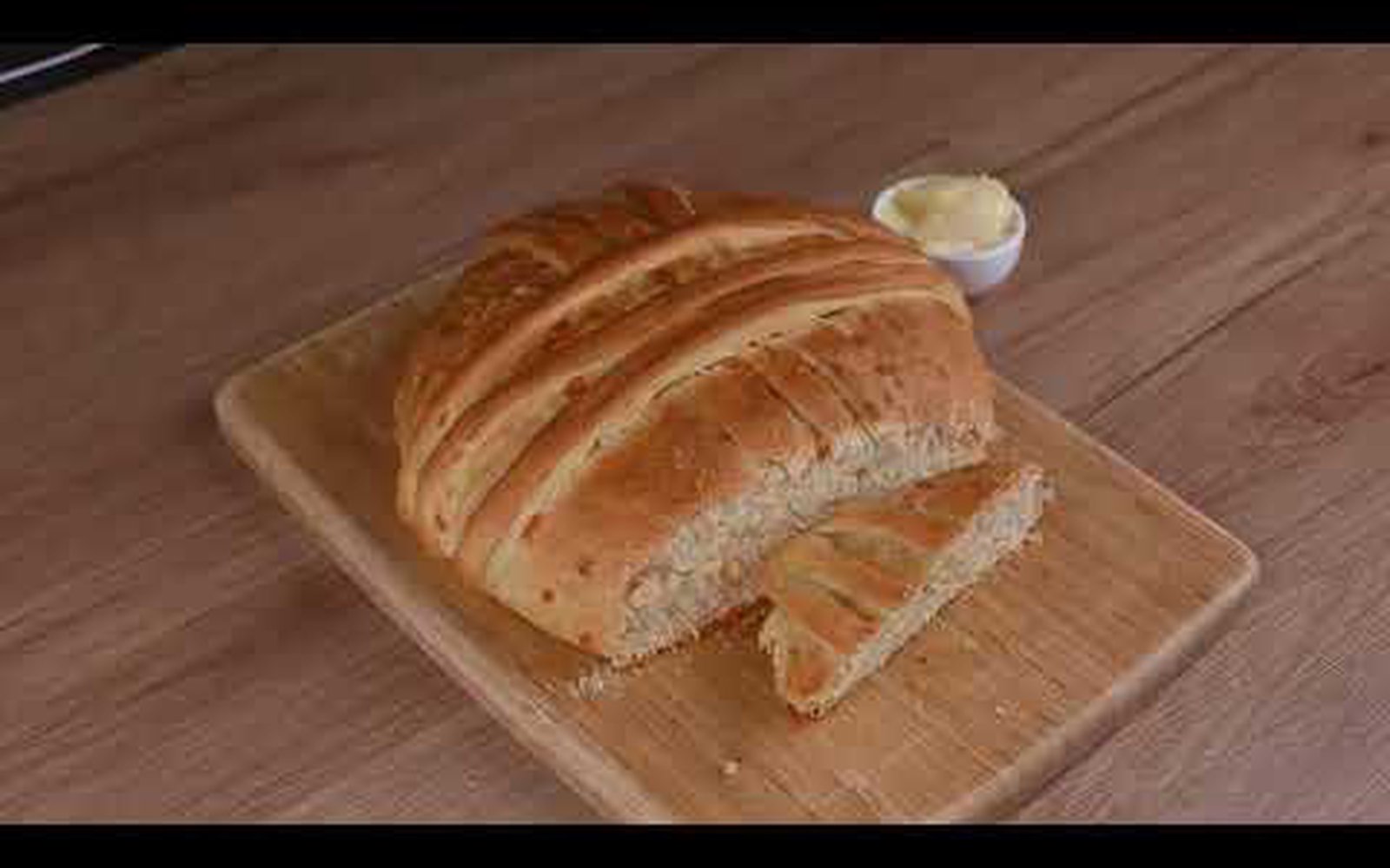 Pão Caseiro com Manteiga