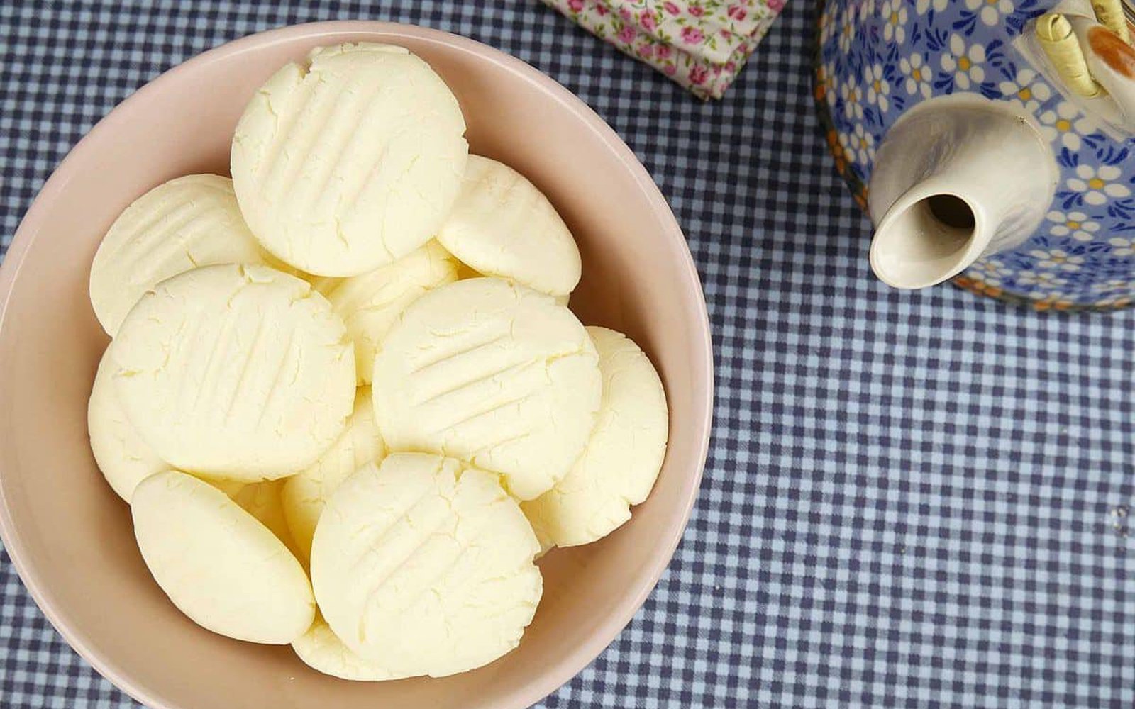 Sequilhos de Leite Condensado com apenas 3 ingredientes