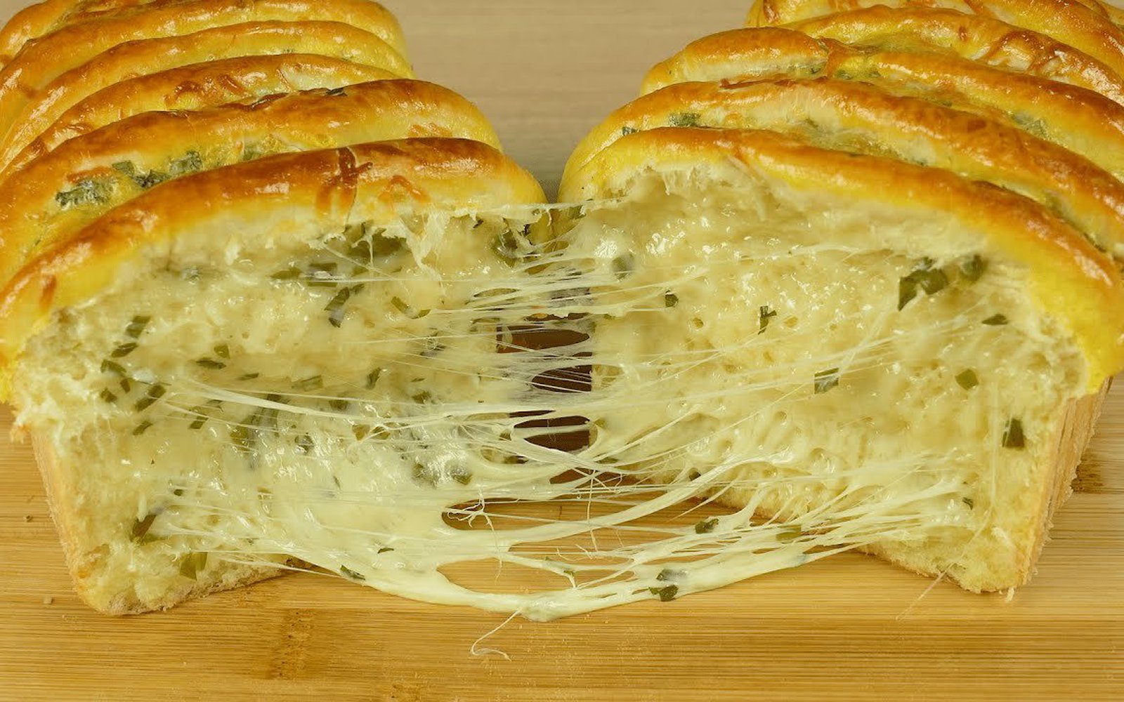 Pão de Alho Caseiro Recheado