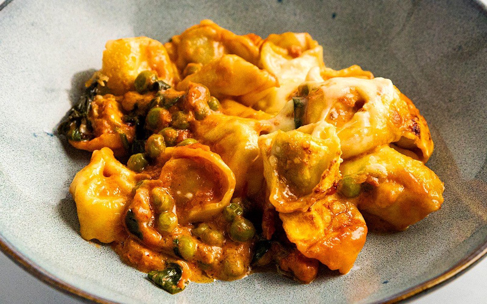Tortellini Al Forno (Tortellini Assado ao Forno)