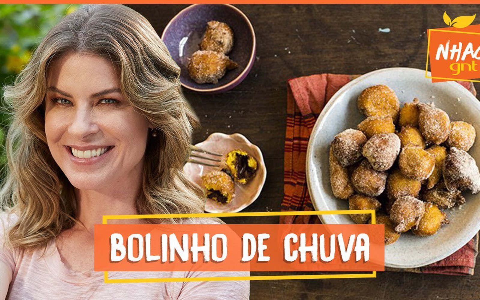 Bolinho de chuva de abóbora recheado com chocolate