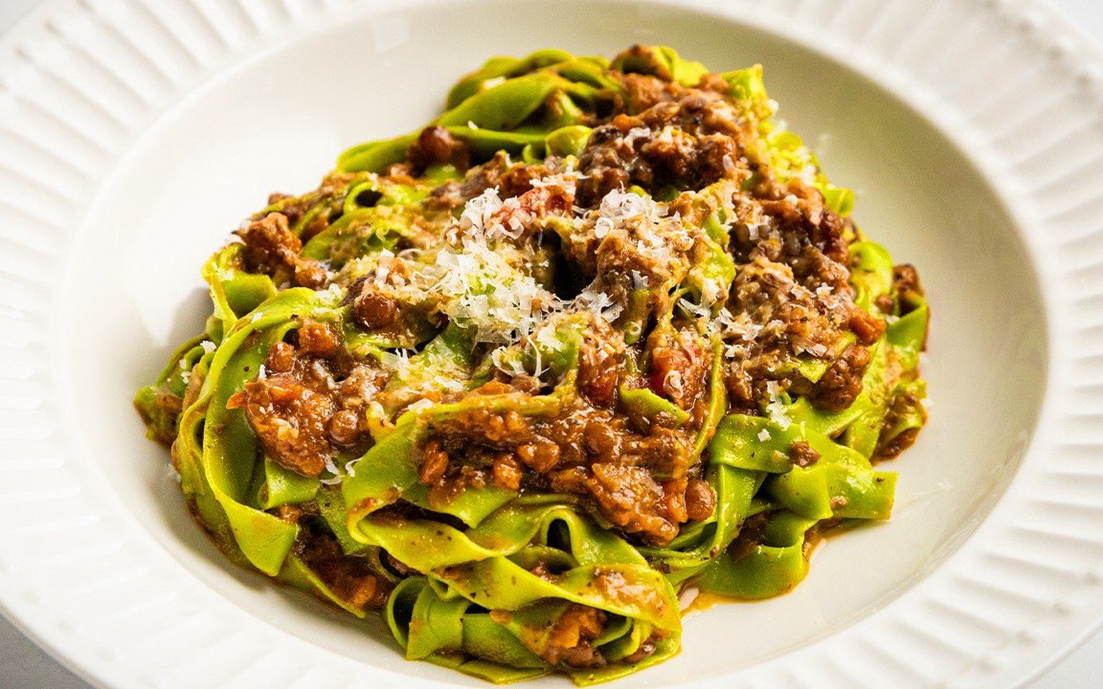 Fresh Green Pasta with Roasted Vegetable Ragu (Massa Verde Fresca com Ragu de Legumes Assados)