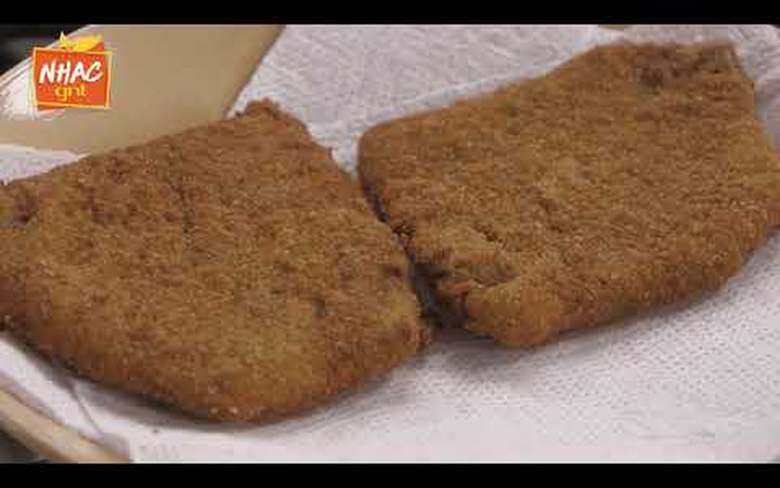 Bife à Milanesa Crocante com Cuscuz de Couve-Flor