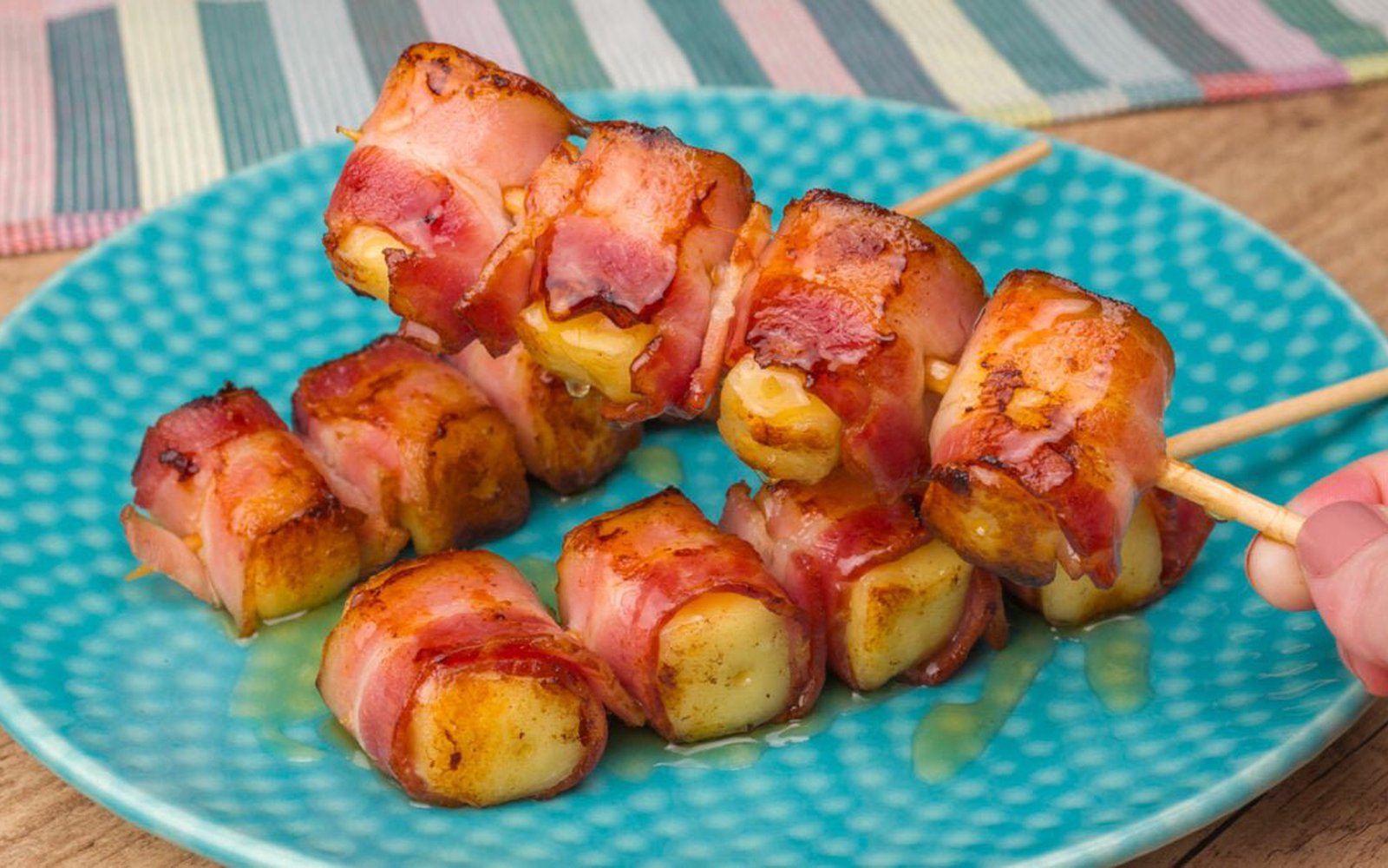 Espetinho de Coalho com Bacon
