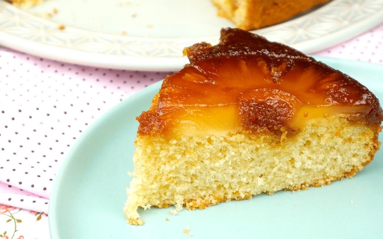 Bolo de Abacaxi Caramelizado