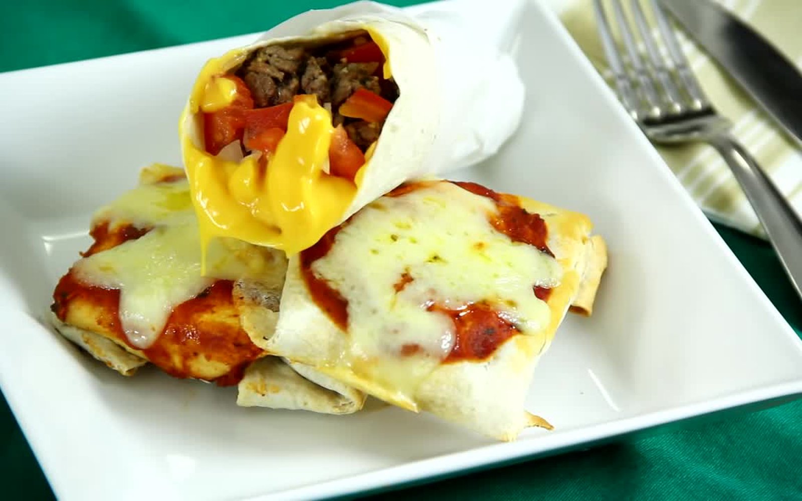 Receita de Como fazer Burritos e Chimichangas