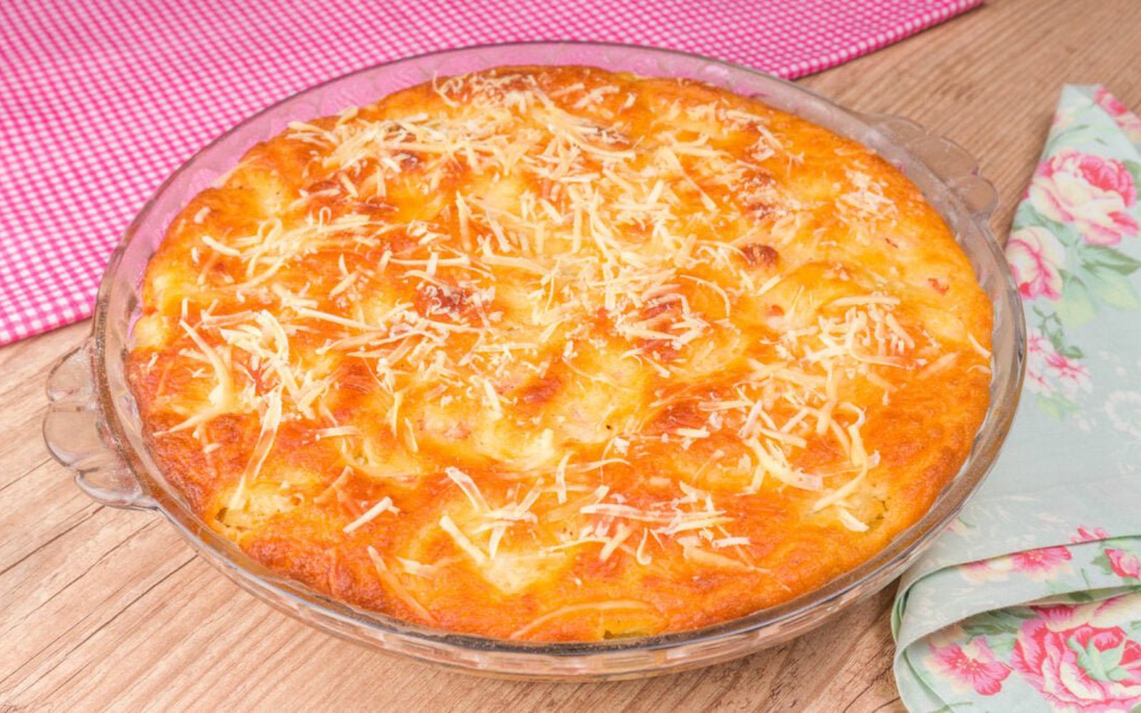 Torta de Palmito com Massa de Iogurte