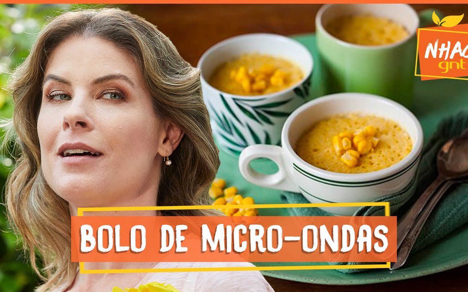 Bolo de milho feito no micro-ondas