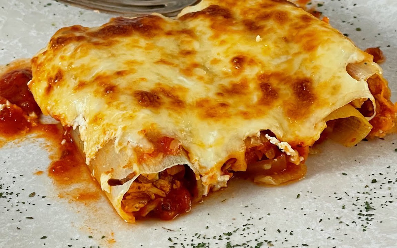 Canelones Fit de Alho-Poró com Frango