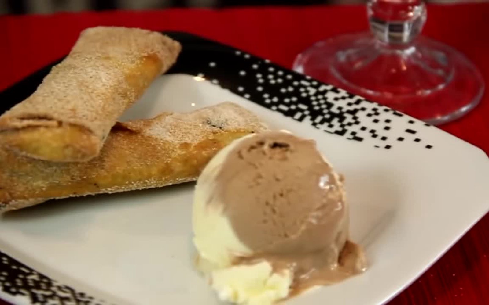 Receita de Tortinha de Banana com Creme de Avelã