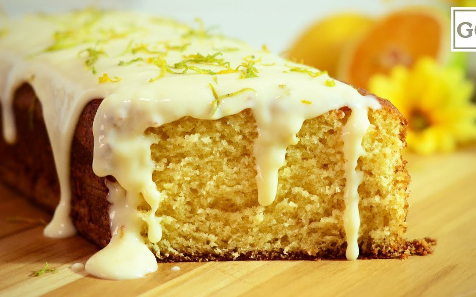 Bolo de Laranja com Calda de Leite Condensado