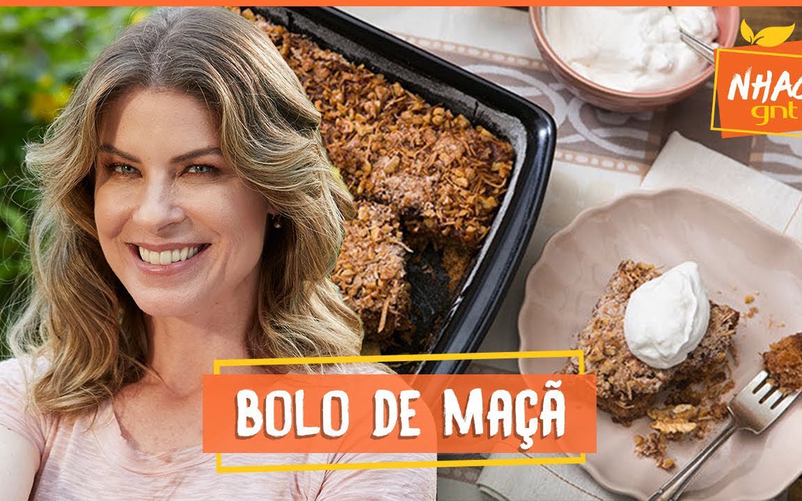 Bolo de Maçã com Farofa de Coco