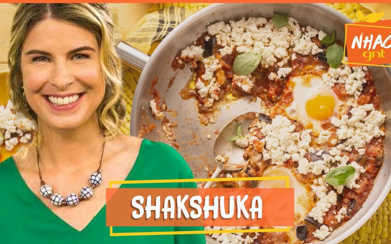 Shakshuka Alla Norma (Ovos no Molho de Berinjela, Tomate e Ricota)