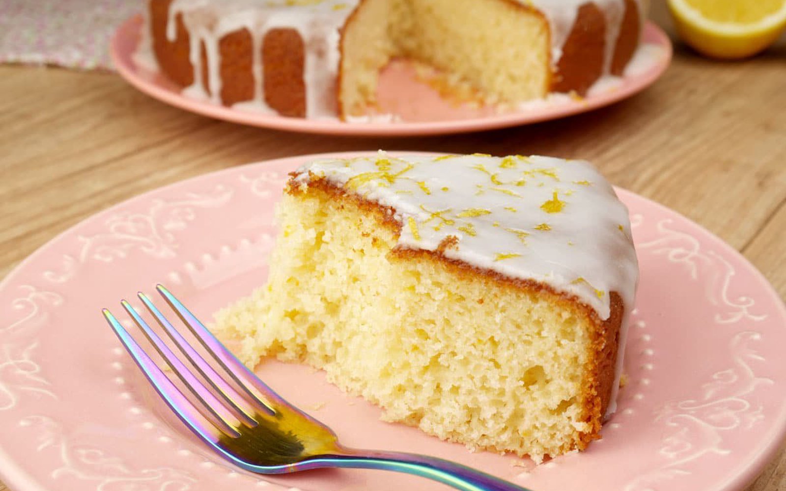 Bolo de Iogurte com Limão Siciliano de Liquidificador