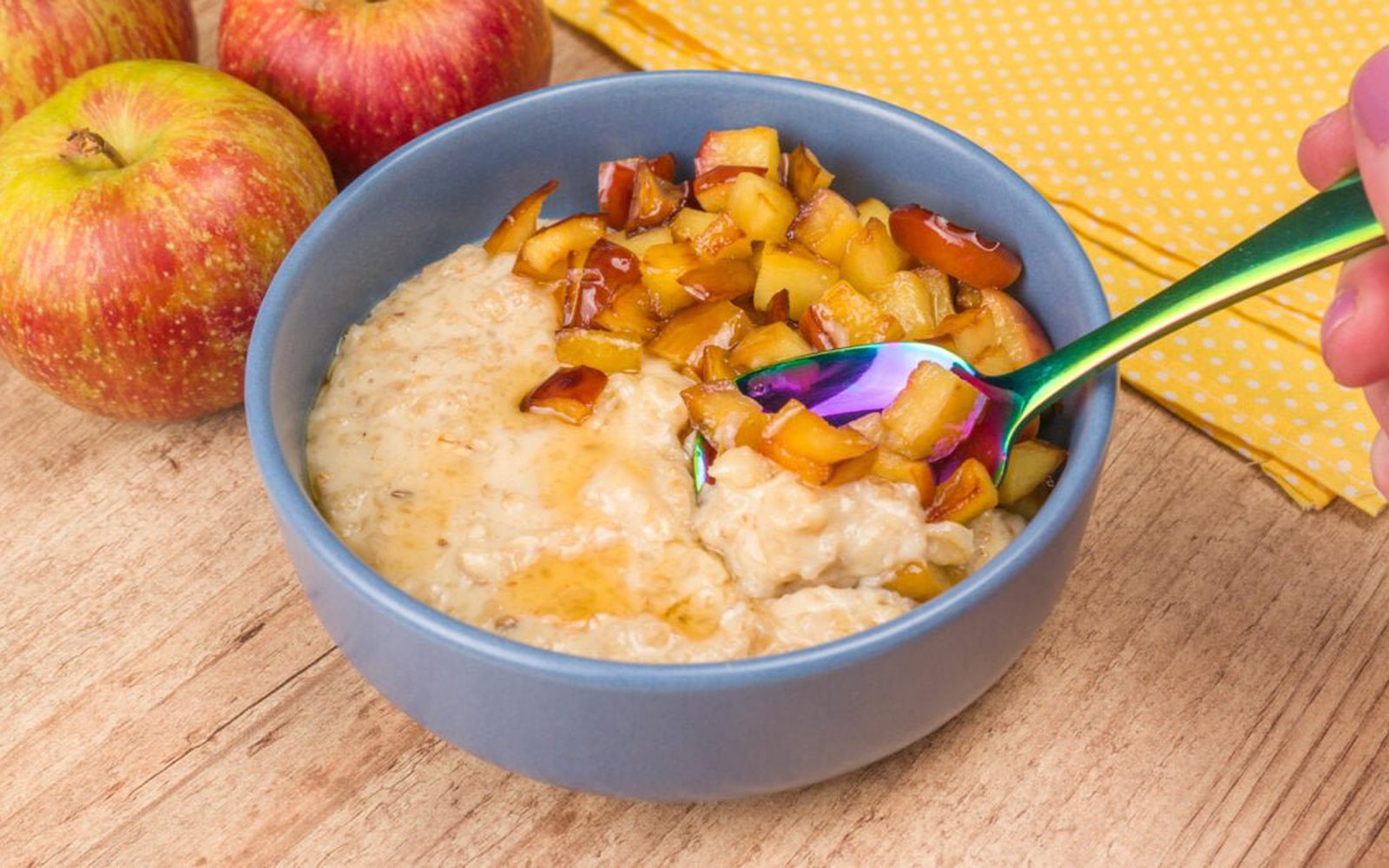 Mingau de Aveia com Maçã Caramelizada