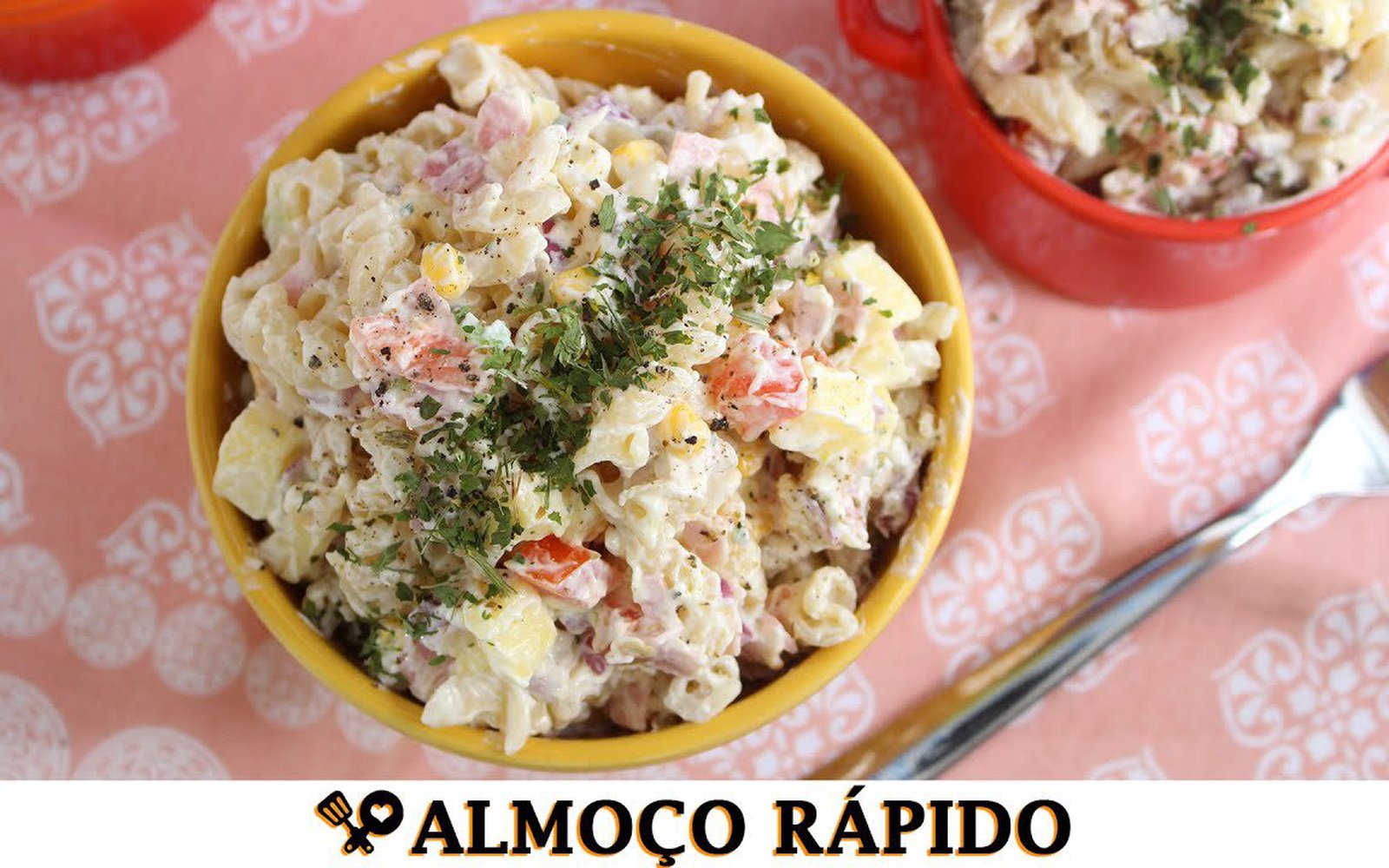 Salada de macarrão fácil e prática