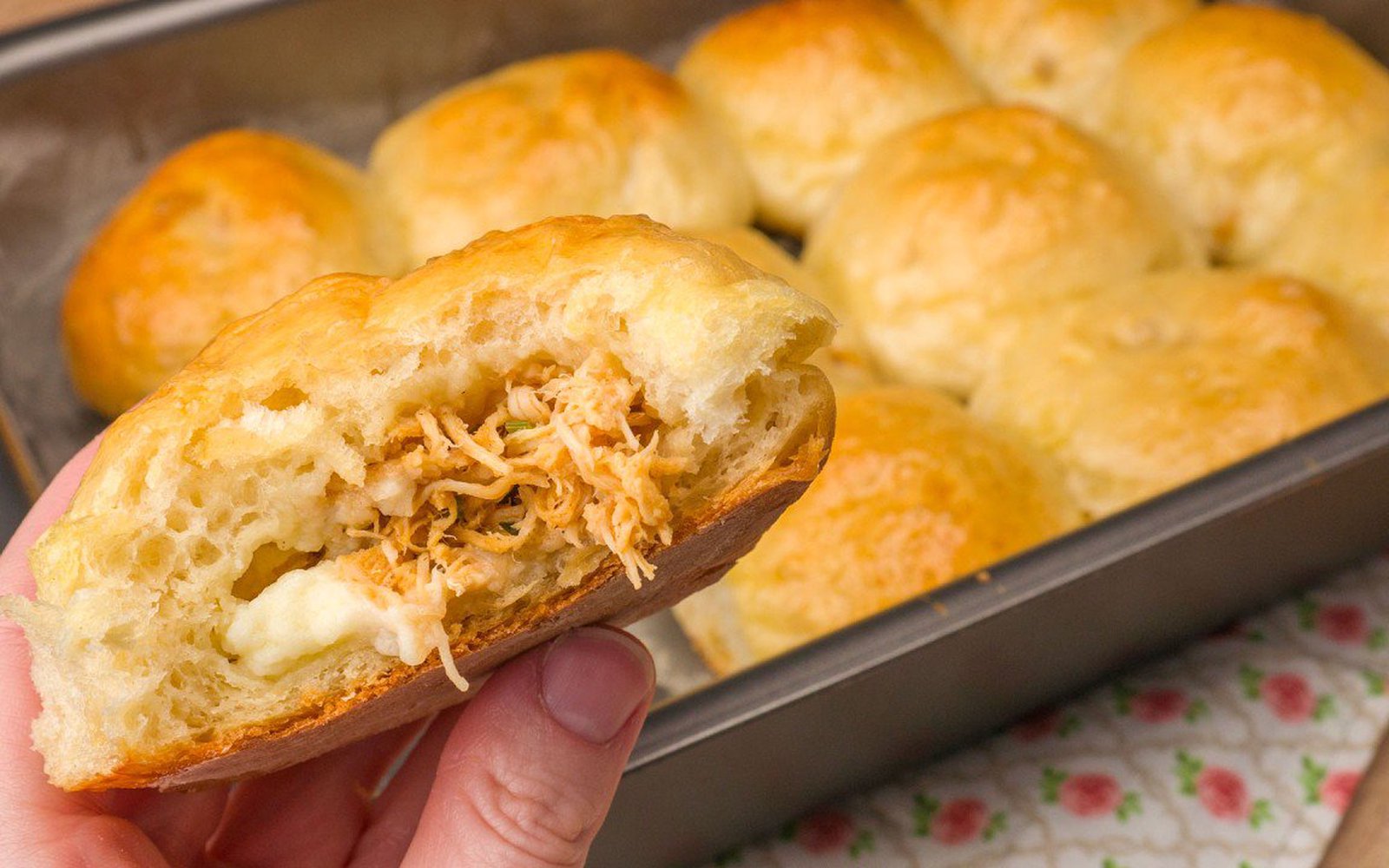 Pão de Batata de Frango com Catupiry